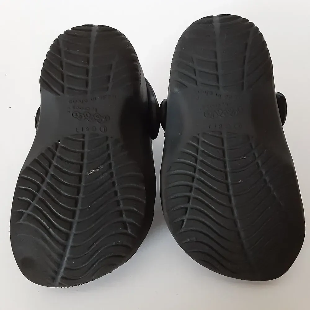 Jibbitz by Crocs Classic Clogs Water Shoes Black Toddler 6/7 Summer Slip On Play
